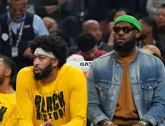 转会新闻_洛杉矶湖人nba战胜勇士,詹姆斯关键得分是多少